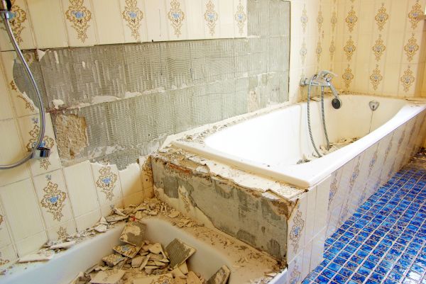 Bathtub Demolition in Greenville